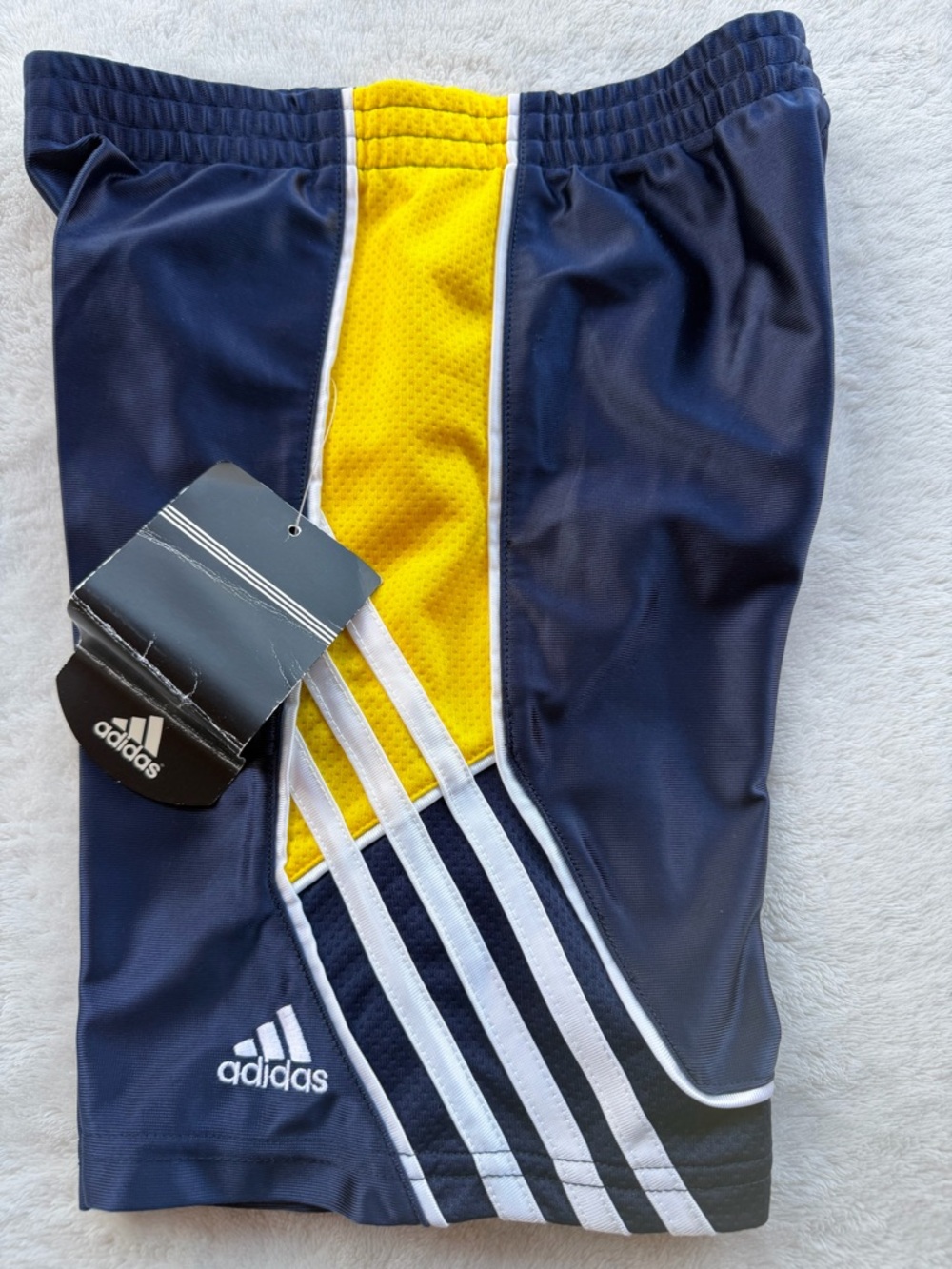 adidas Navy Shorts with Yellow & White Side Panels Size 3T - Picture 5 of 8